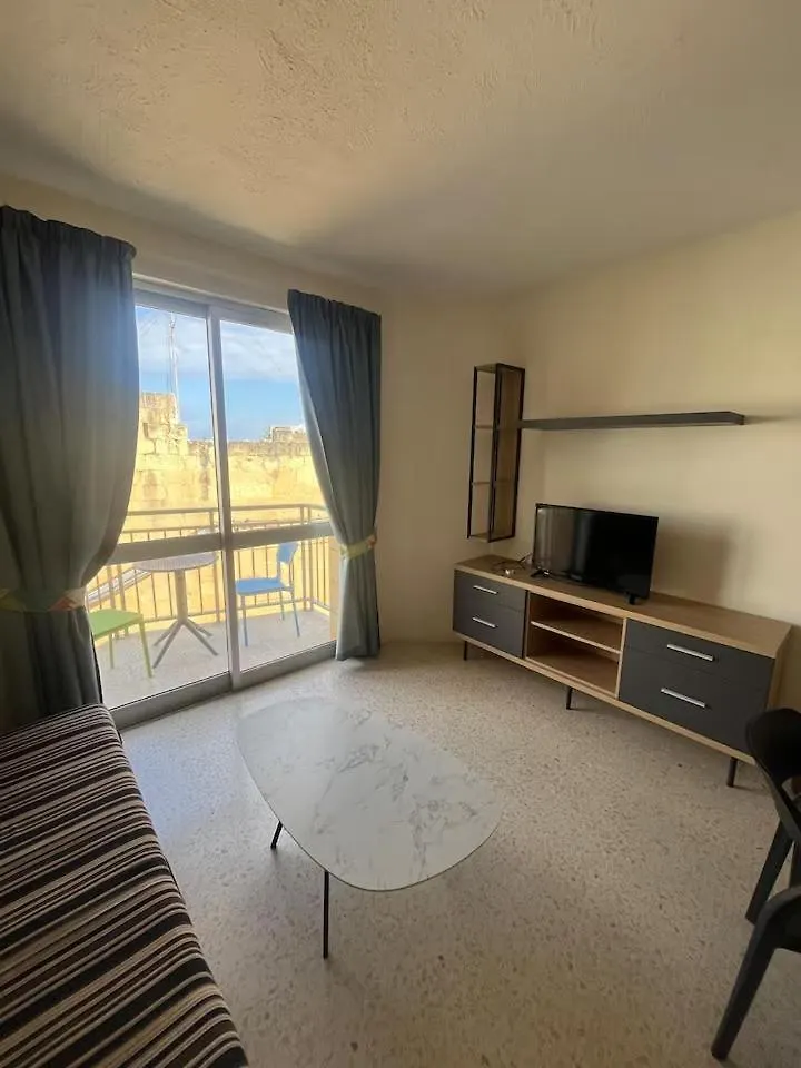 Apartment 2 Bedrm Apt Balluta Bay Sliema