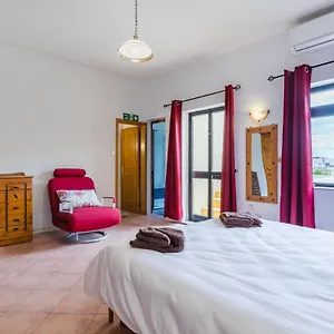 Apartment Charming Duplex In The Centre Of, Sliema